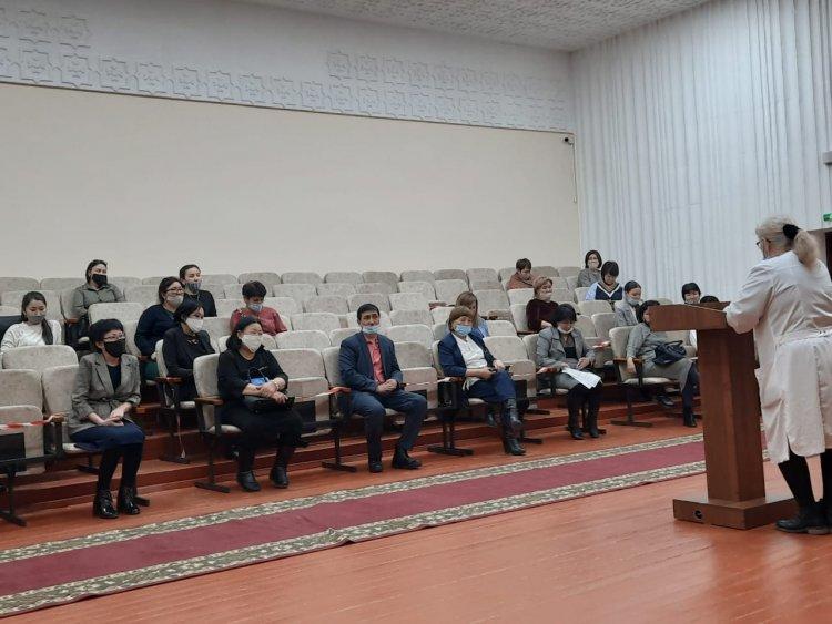 Коронавирустық инфекцияға қарсы вакцина туралы не білеміз?