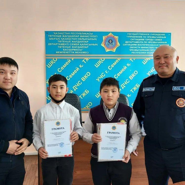 "Дүниежүзілік Азаматтық қорғаныс күніне орай мектептер арасындағы суреттер конкурсы"