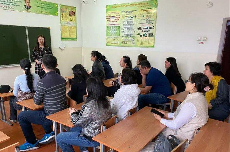 07 сәуір күні "Ыбырай Алтынсарин атындағы №37 гимназиясы" КММ 1 "В" сыныбында ІІІ тоқсанның қорытындысы бойынша ата-аналар жиналысы өткізілді.