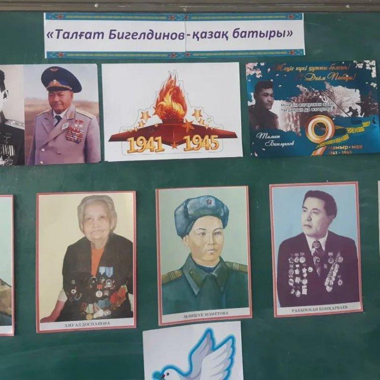 "9 мамыр - Жеңіс күні" мерекесіне байланысты 2 "Б" сыныбында "Талғат Бигелдинов -қазақ батыры" тақырыбында ерлік сағаты өтті. Сынып жетекшісі Г.Қ.Нұрғабиева. #жеңіскүнісемей2022