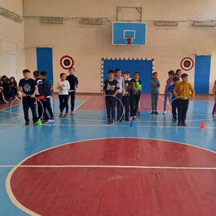 Салауатты өмір салтын ұстану мақсатында "Балалар жылы" қарсаңында ұйымдастырылған "Салауатты өмір салты" атты денешынықтыру пәнінің онкүндігі