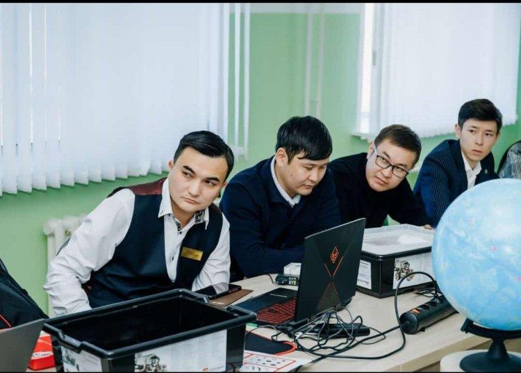 Нұрсұлтан Назарбаев Қоры қазақстандық жетекші "Роботек" робототехника мектебімен серіктестікте жаңа жобаны - Ozyq Urpaq іске қосылады.