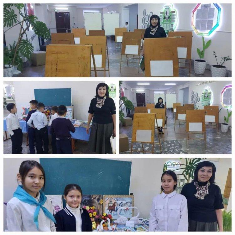 Эстетика пәндері бірлестігінің "Барымыз да, бағымыз да - Тәуелсіздік" атты 05.12-15.12.2022 күндері аралығында өтетін онкүндігі барысында ұйымдастырылған "Тәуелсіздік тәңірден келген - Ұлы сый" атты шығармашылық көрме.