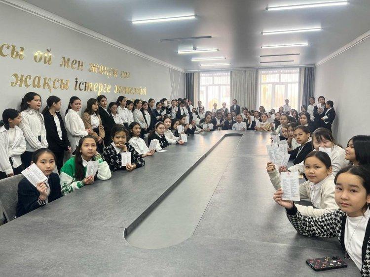 Желтоқсан айының 6 жұлдызында “Ыбырай Алтынсарин атындағы № 37 гимназиясы” КММ- де