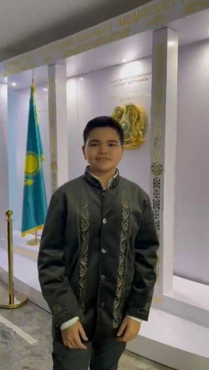 ⚜️KAZAKH NATIONAL DAY⚜️ 10 “А” сынып оқушылары «Мақсатымыз – ұлттық құндылықтарды дәріптеу»