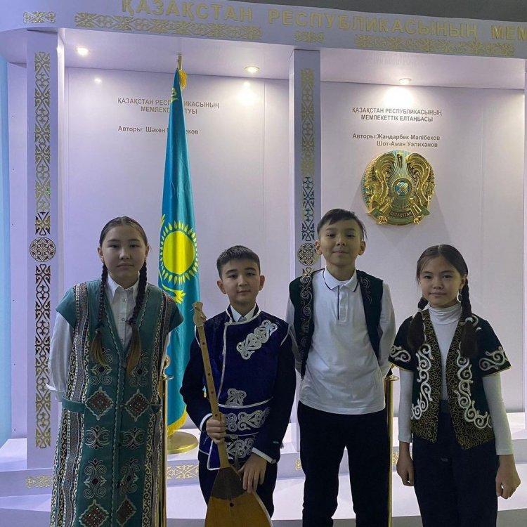 ⚜️KAZAKH NATIONAL DAY⚜️ 6 “В” сынып оқушылары “Ұлтжандылық ұлттық құндылықтарды дәріптеуден басталады”