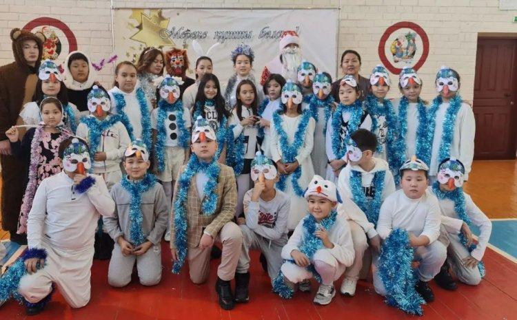2022-2023 оқу жылының 27 желтоқсанында 4 сынып оқушыларына арналған "Қош келдің, Жаңа жыл!" атты мерекелік ертеңгілік өтті.