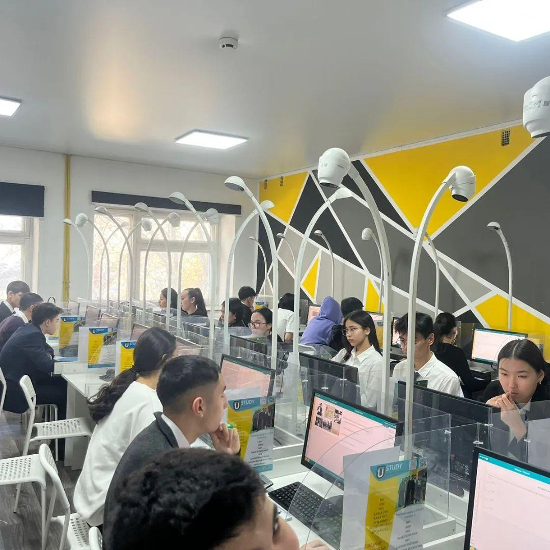 2022-2023 оқу жылына «USTUDY» оқу орталығымен жасалған келісімшарт негізінде  14-15 наурыз  күндері  бірыңғай  бақылау  күні  шеңберінде