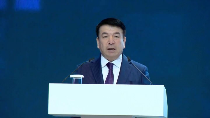 2023-2024 оқу жылында білім беру процесінде бірқатар жаңалықтар енгізіледі. Бұл туралы Оқу-ағарту министрі Ғани Бейсембаев Астана қаласы педагогтерінің тамыз форумында айтты.