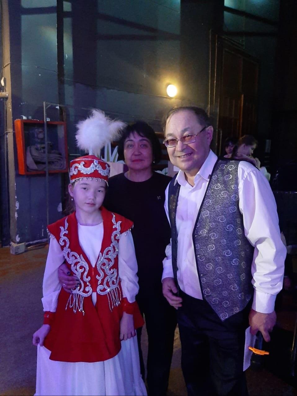 Семей қаласында жетім балаларға көмек көрсету мақсатында концерт ұйымдастырылды.