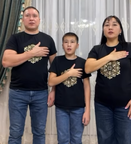 25-қазан — Республика күніне орай Отбасылық “Әнұран айту” челленджіне 6 “А” сынып оқушысы Төлеуханов Әділжан отбасымен белсене қатысты.