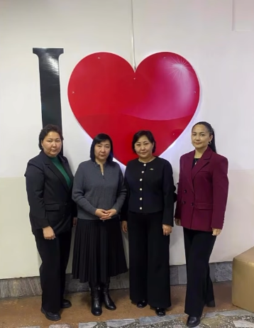 Әдістемелік қолдау – тәжірибеден тәжірибеге Бүгін гимназияда Абай облысы Білім басқармасының “Асыл Мирас” аутизм орталығының директоры, Алимжанова Арайлым Магашевна қонақта болды.