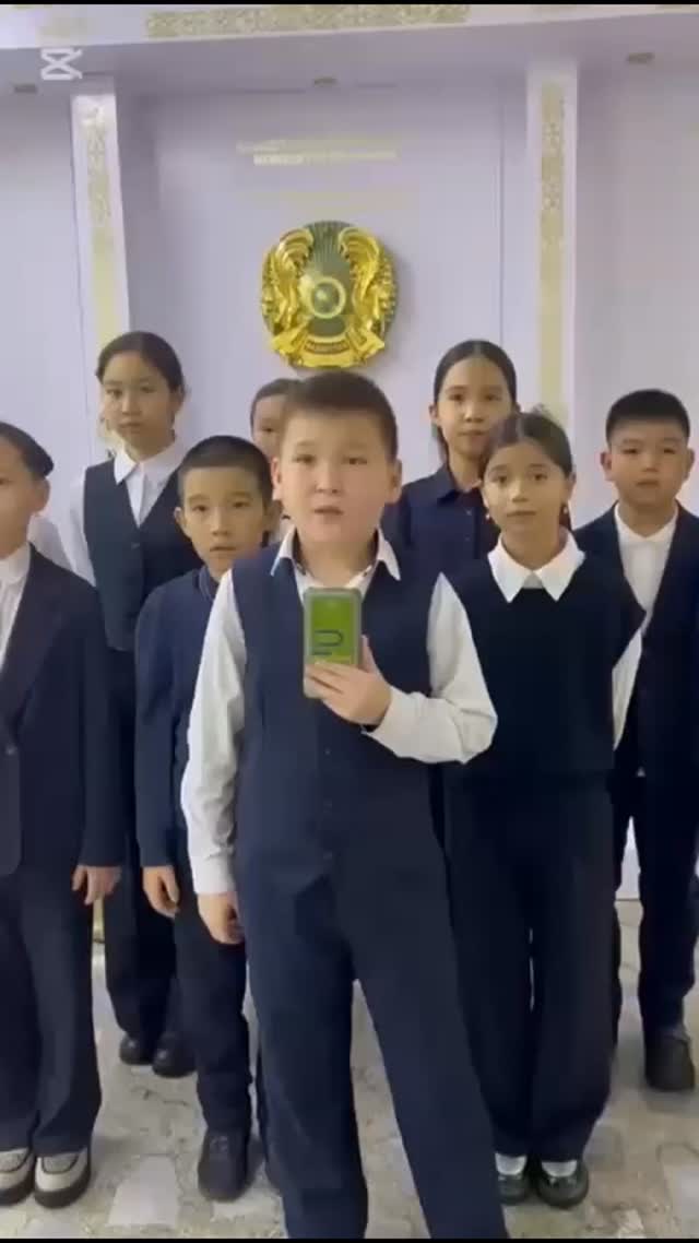 5Б сынып оқушылары «Егер зорлық-зомбылыққа қарсы болсаң, мені құшақта» атты акцияға қосылды. 🤝