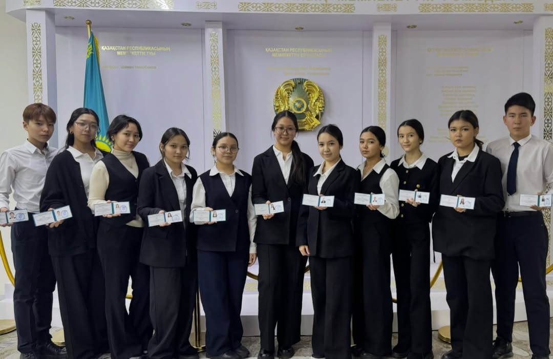 📣 Қуанышты жаңалық! Гимназиямыздың жаңа Парламент Ұйымы 2025-2026 оқу жылында өз жұмысын бастады!
