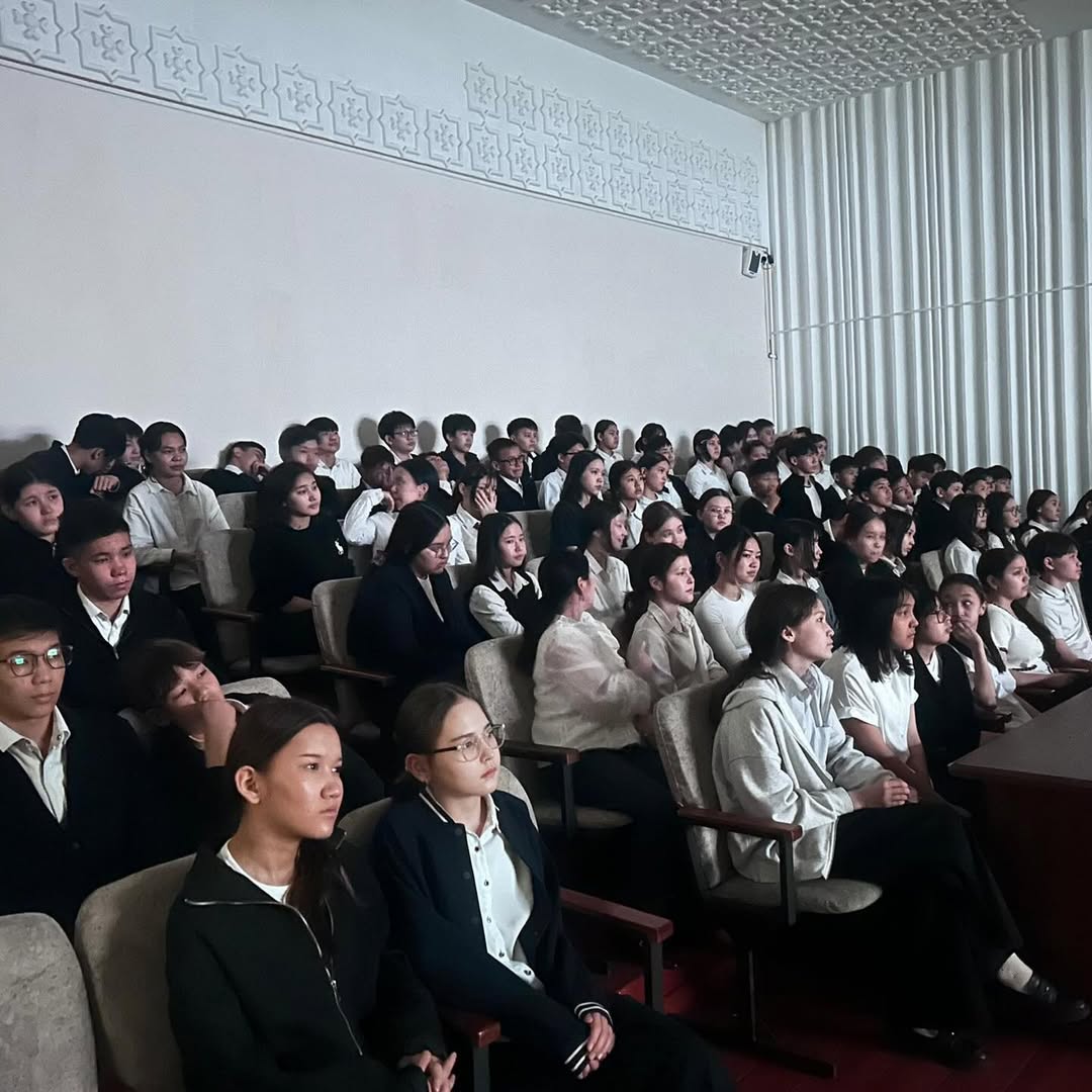 2026 жылдың 27 сәуір күні 8 сыныптар арасында «Ерлік сабағы» бірыңғай әскери-патриоттық сабағы өткізілді.